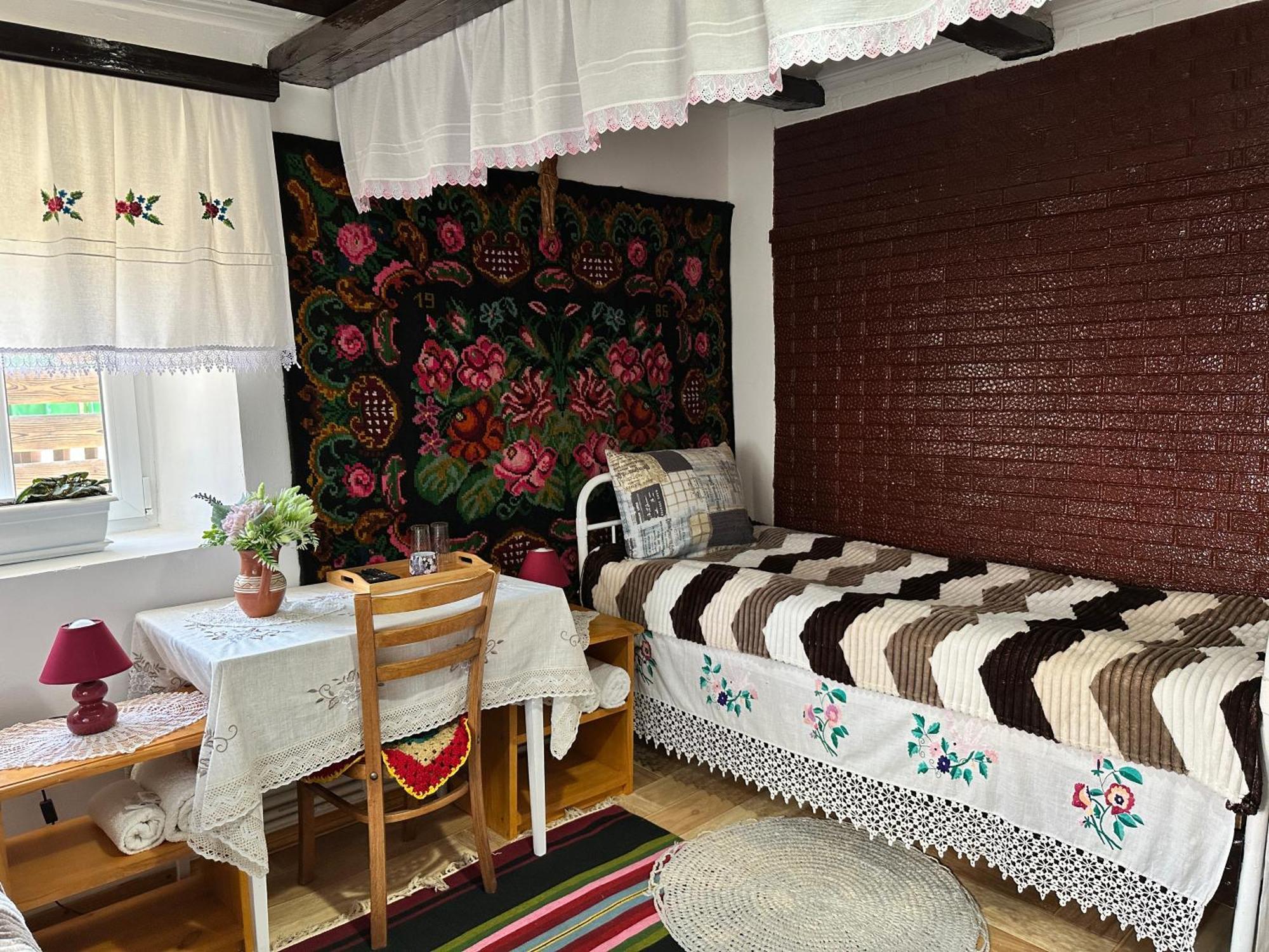Selemet La Madalina Bed & Breakfast エクステリア 写真